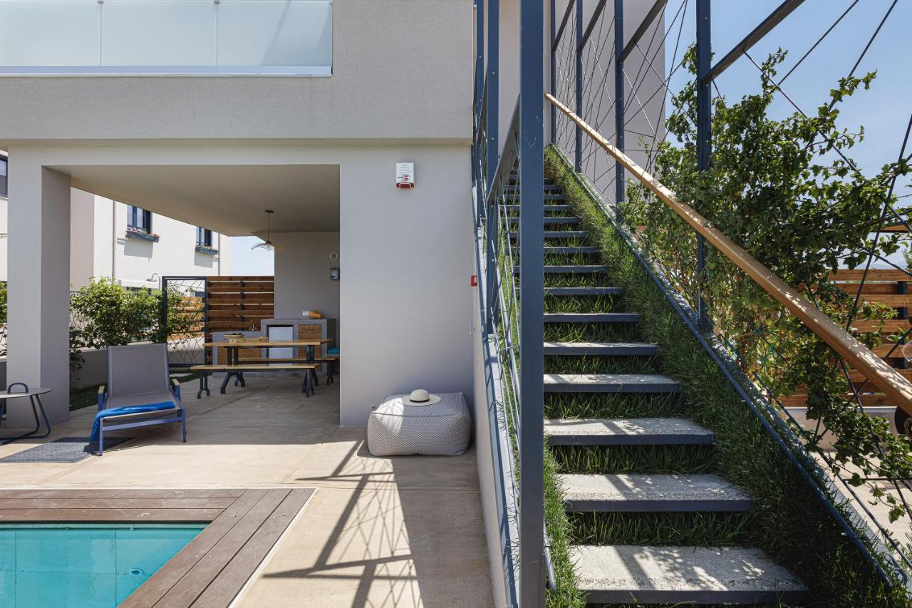 Iron Villas - Nefeli & Oniros Pangalochori Exteriör bild